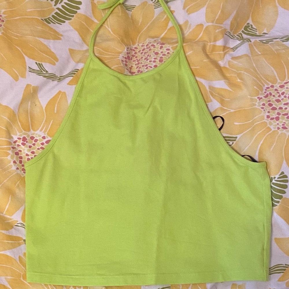 ✨FREE in 2+ item bundle✨ H&M crop halter top